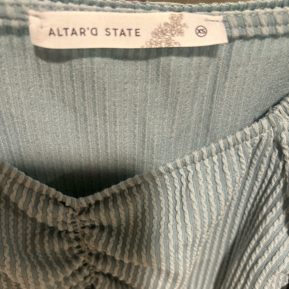 Altar'd State Light Blue Ribbed TOP - Picture 3 of 4